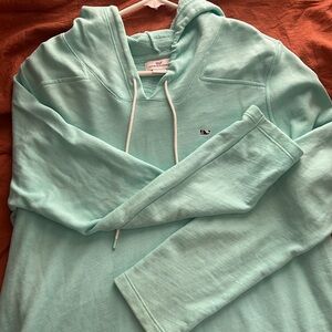Vineyard Vines hoodie sweater